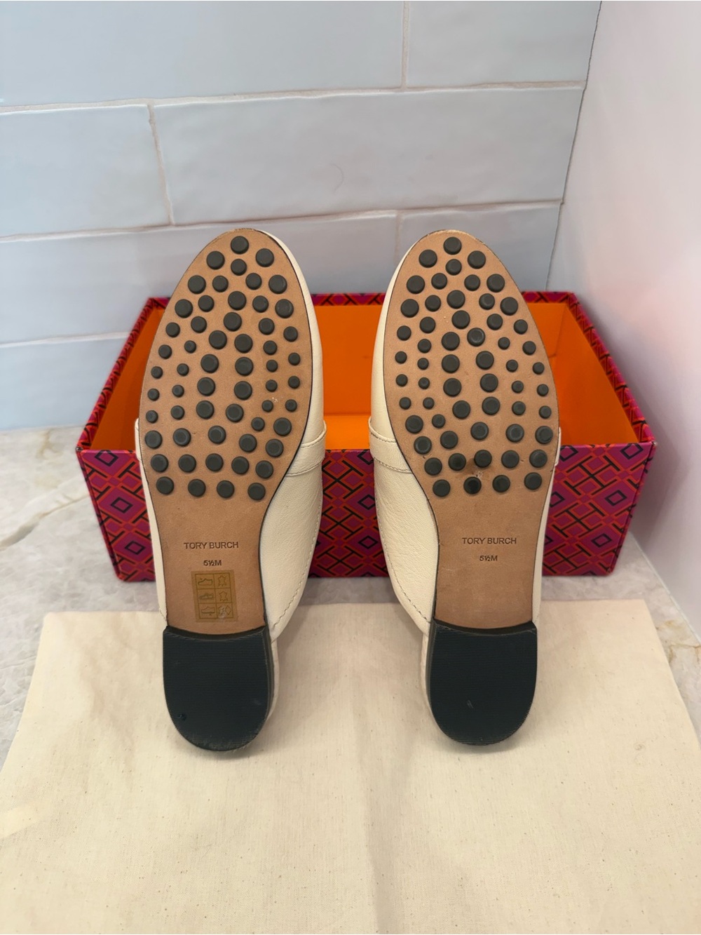 Tory Burch Pebbled Leather & Ivory Mule with Gold Buckle - Picture 3 of 8